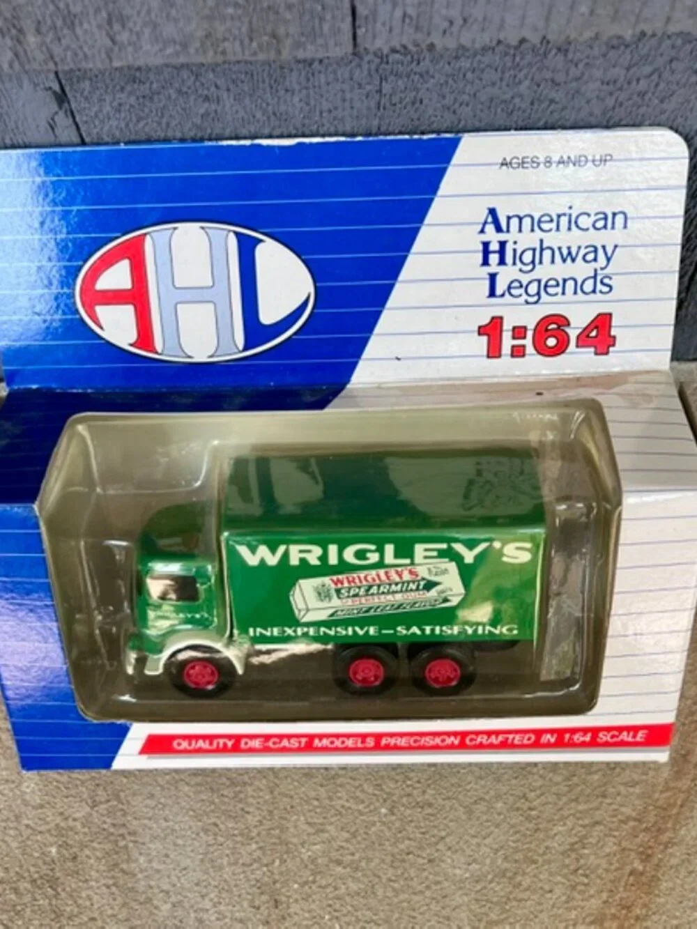 AHD American Highway Legends 1:64 Wrigley's Spearmint Die-Cast Truck